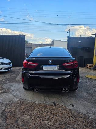 BMW X6 4.4 M 4X4 COUPÉ V8 32V BI-TURBO GASOLINA 4P AUTOMÁTICO BMW X6 4.4 M 4X4 COUPÉ V8 32V BI-TURBO GASOLINA 4P AUTOMÁTICO